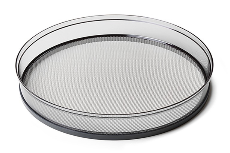 Drying tray with steel mesh