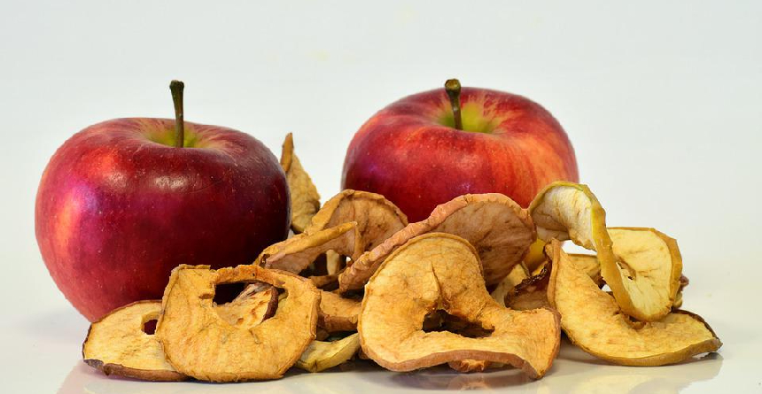 Apfelringe dörren: Getrocknete Äpfel aus dem Dörrgerät